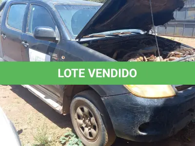 LOTE 011 - TOYOTA/HILLUX