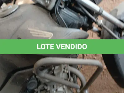 LOTE 003 - MOTO HONDA
