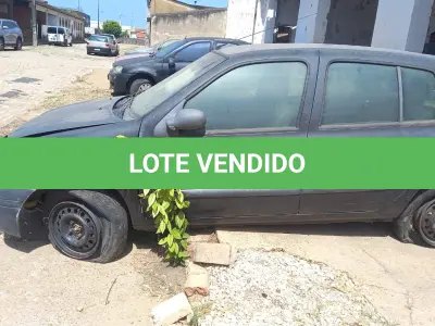 LOTE 015 - VEÍCULO RENAULT CLIO RL