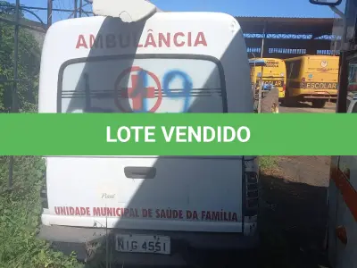 LOTE 030 - CAMIONETA AMBULÂNCIA GM
