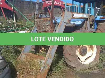 LOTE 028 - TRATOR NEW HOLLAND