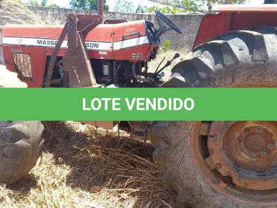 LOTE 017 - TRATOR SOBRE RODAS