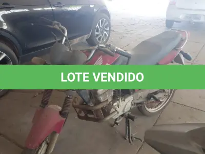 LOTE 008 - MOTO HONDA 150 TITAN ES