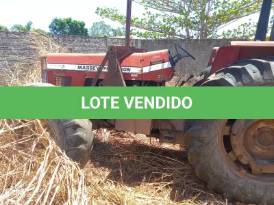 LOTE 017 - TRATOR SOBRE RODAS