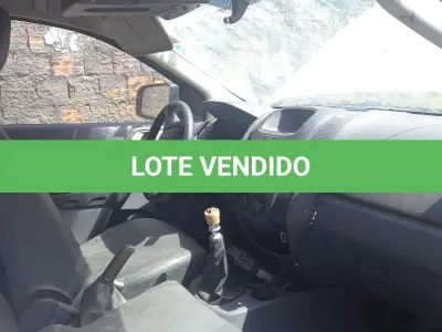 LOTE 026 - CAMIONETA AMBULÂNCIA FORD