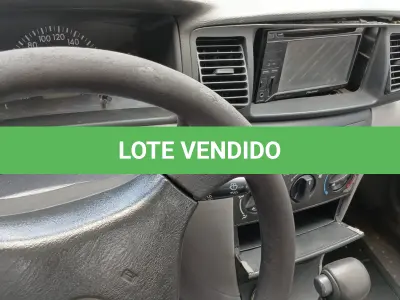 LOTE 002 - TOYOTA COROLLA