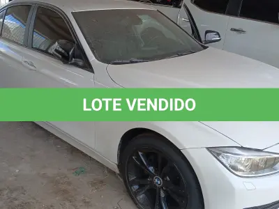 LOTE 008 - I BMW 320I ACTIVE FLEX