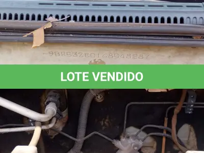 LOTE 002 - TOYOTA COROLLA