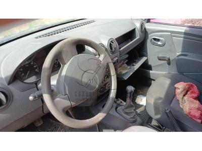 LOTE 001 - VEÍCULO RENAULT