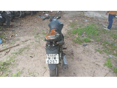 LOTE 001 - MOTO HONDA