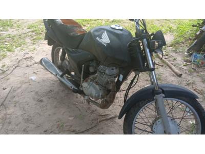 LOTE 001 - MOTO HONDA
