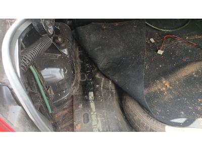 LOTE 001 - VEÍCULO RENAULT