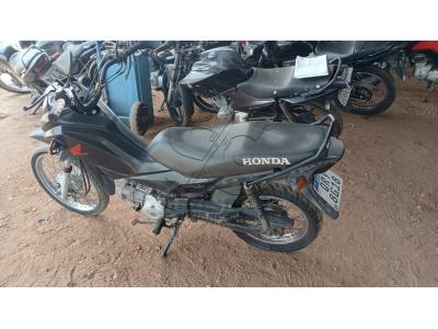 LOTE 002 - MOTO HONDA 