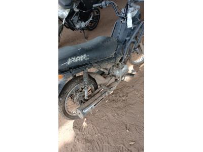 LOTE 004 - MOTO HONDA