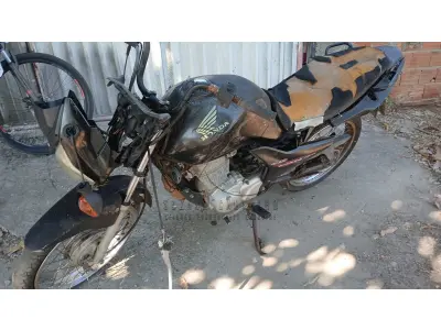 LOTE 006 - HONDA CG 125 FAN KS 2015