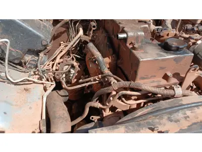 LOTE 002 - CAMIONETA MMC