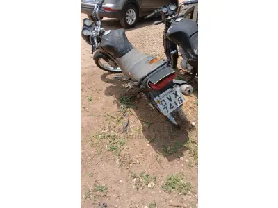 LOTE 005 - YAMAHA YBR 125 2013/2014