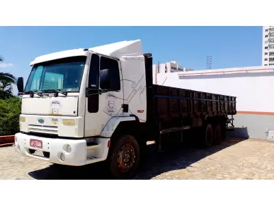 LOTE 015 - FORD CARGO 2422 BELP SL 2009