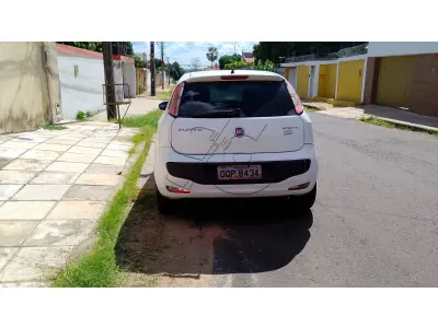 LOTE 001 - FIAT PUNTO 2013/2014