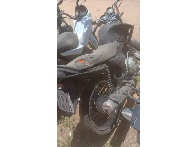LOTE 005 - YAMAHA YBR 125 2013/2014