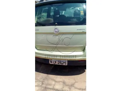 LOTE 011 - FIAT IDEA ATTRACTIVE 2011