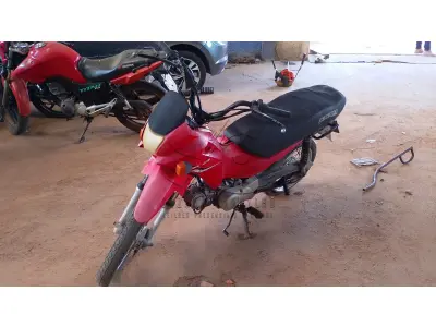 LOTE 010 - HONDA POP 100 2015