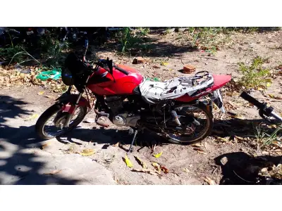 LOTE 008 - HONDA CG 150 TITAN ES 2004