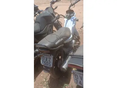 LOTE 007 - HONDA CG POP 100 2014/2015