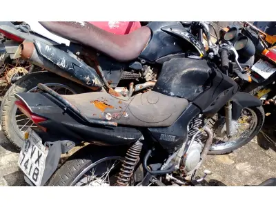 LOTE 005 - YAMAHA YBR 125 2013/2014