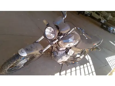 LOTE 001 - HONDA CG 150 TITAN/2008