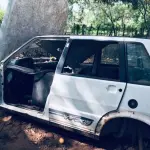 LOTE 006 - Sucata de Fiat Uno Way, cor branca. (Sem documentação para transferência, por ser sucata).