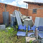 LOTE 005 - MOBILIÁRIOS