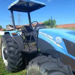 LOTE 013 - TRATOR NEW HOLLAND