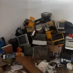 LOTE 002 - MOBILIÁRIOS