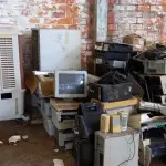 LOTE 007 - SUCATA MATERIAL INFORMÁTICA