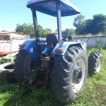 LOTE 013 - TRATOR NEW HOLLAND