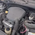 LOTE 001 - VEÍCULO RENAULT SANDERO