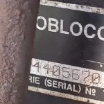 LOTE 017 - TRATOR SOBRE RODAS