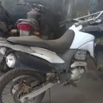 LOTE 009 - MOTO HONDA XRE 300
