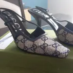 LOTE 004 - BOLSA/SAPATO D&G/ GUCCI ORIGINAIS